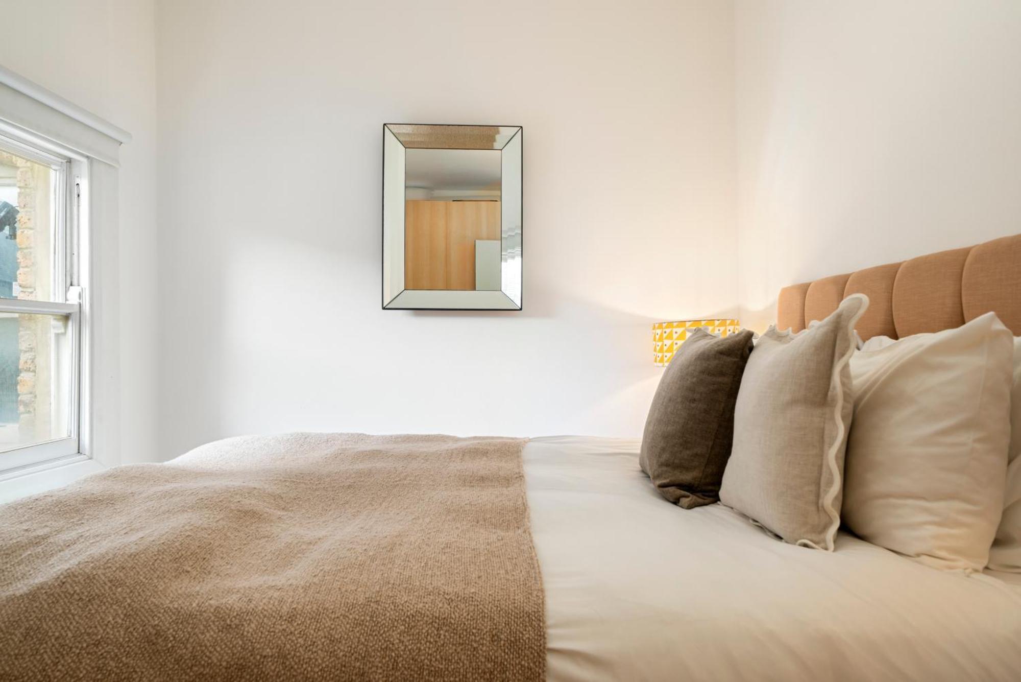Unique Near Old Street Station Apartment London